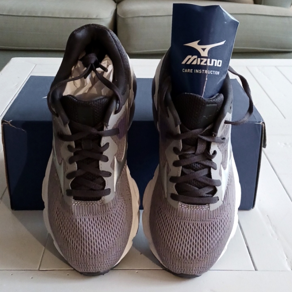 Mizuno Wave Inspire 16 Women's Running Shoes